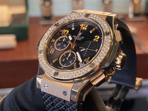 hublot king gold chronograph totalisatoren 60 40 20|Hublot big bang price.